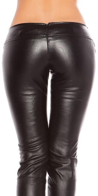 lowcut-Skinny-Pants in leatherlook with studs Black